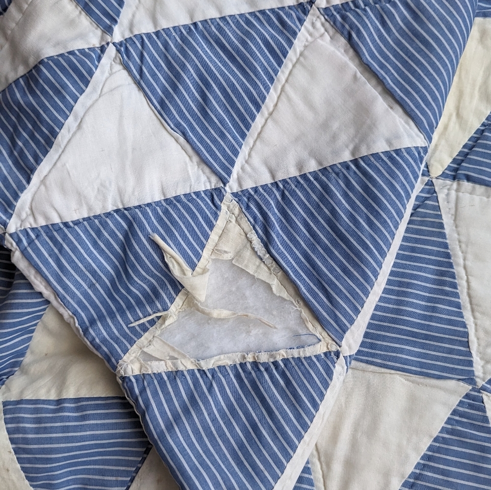 Vintage Antique Handmade Quilt - Picture 6 of 6